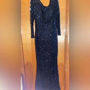 Prom Dress, Size: US 14, Black Sequin, Long Sleeved, Thigh Slit, Worn Once